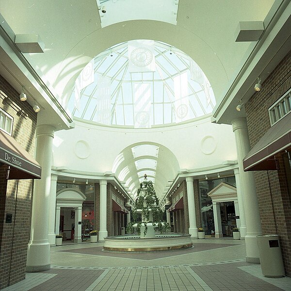 The Shops at Worthington Place, OH